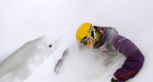 Hakuba Deep Powder carve